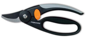 Nožnice Fiskars 111440 dvojčepeľové