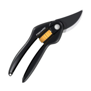 Nožnice záhradné dvojčepeľové Fiskars 1000567 Single Step TM