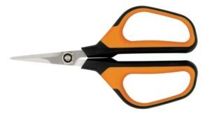 Nožnice Fiskars prestrihávacie Solid SP150